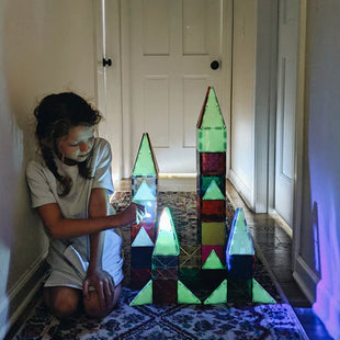 Magna-Tiles 16 Piece GLOW Set