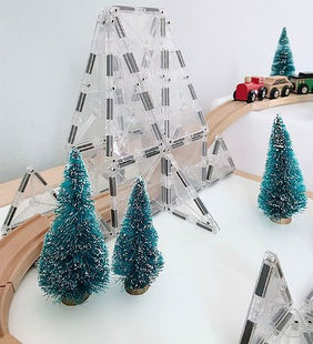 Magna-Tiles 16 Piece ICE Set